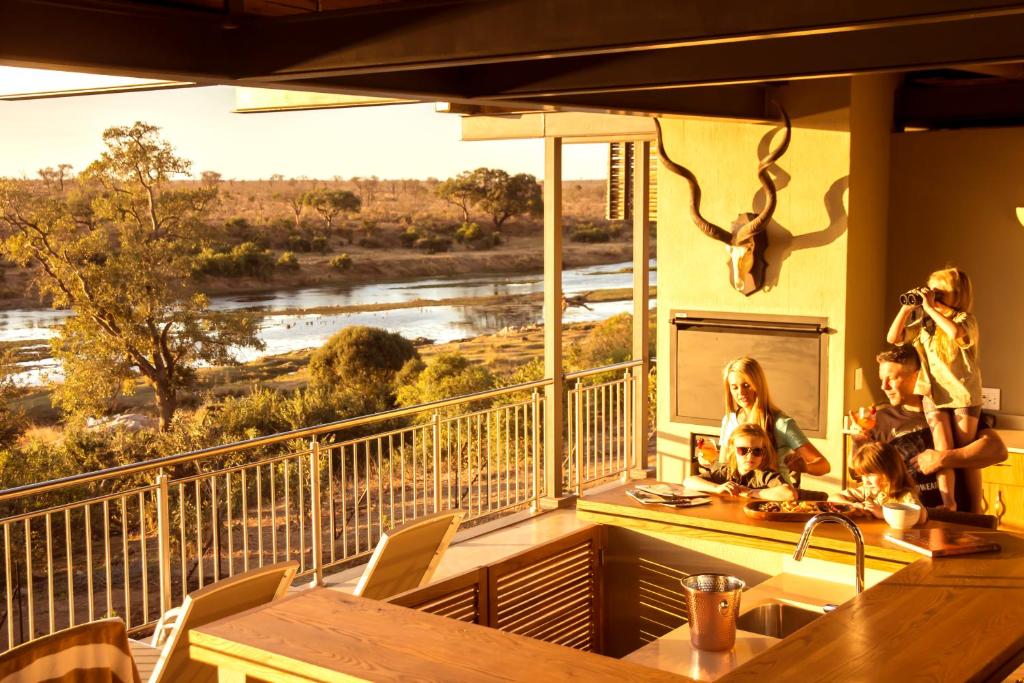 Jacana River Lodge Mjejane Game Reserve