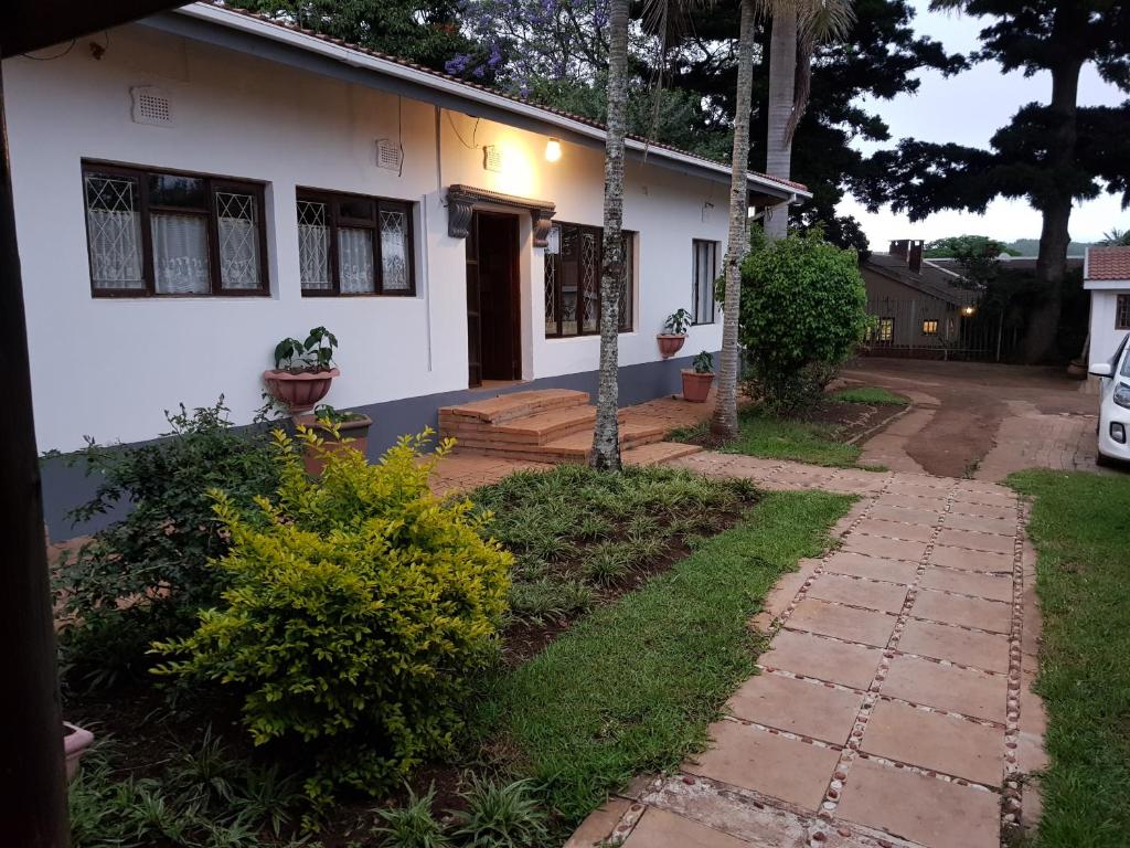 JENNY'S BED & BREAKFAST