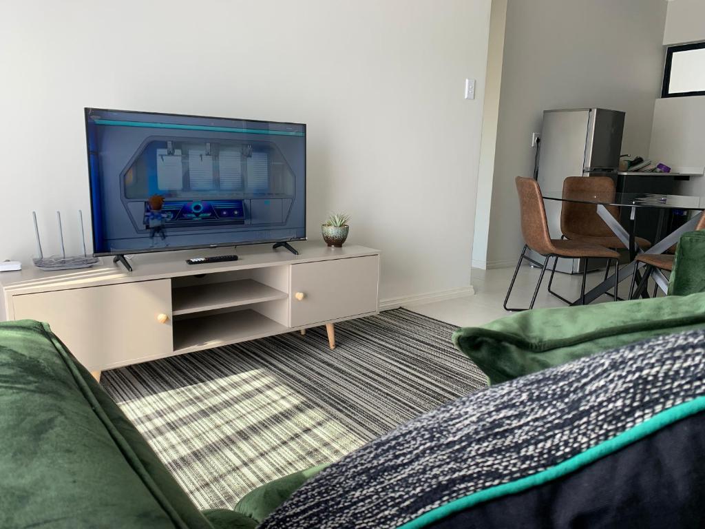 J Suites