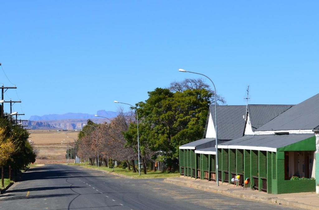 Kestell Hotel & Guesthouse