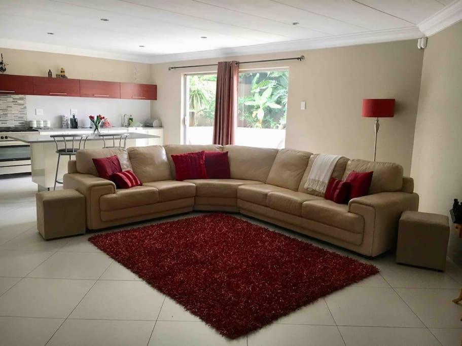 Korsmans Retreat - Large Modern Self-Catering Flat