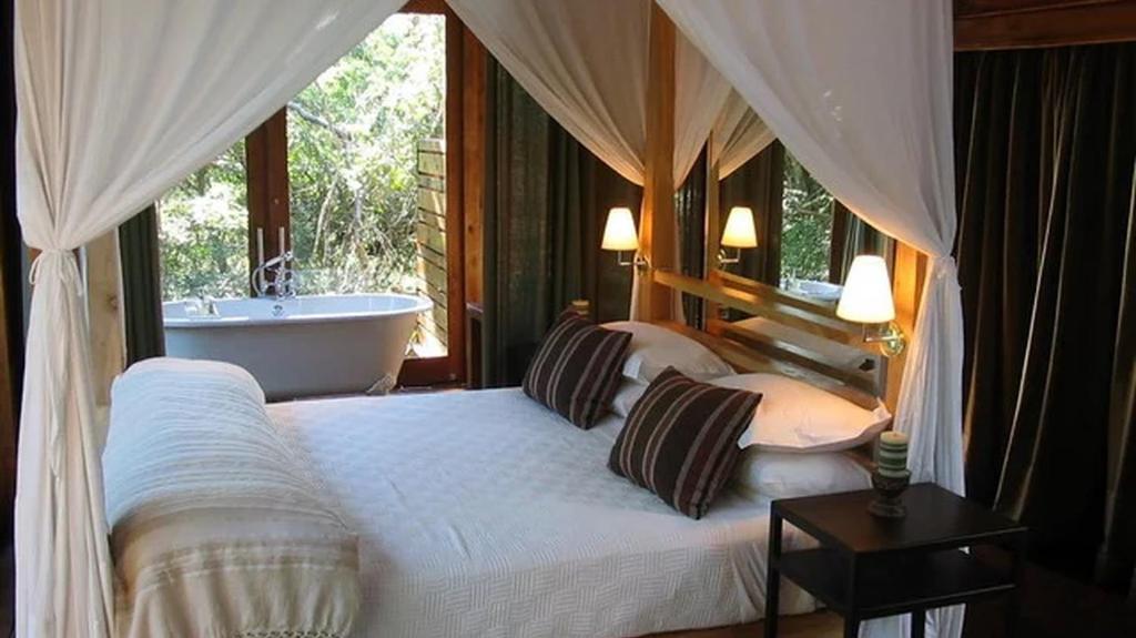 Hideaways Lazuli Bush Lodge, Hluhluwe