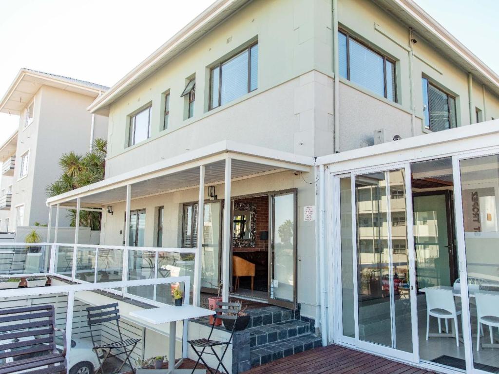 Leeuwenzee Guesthouse