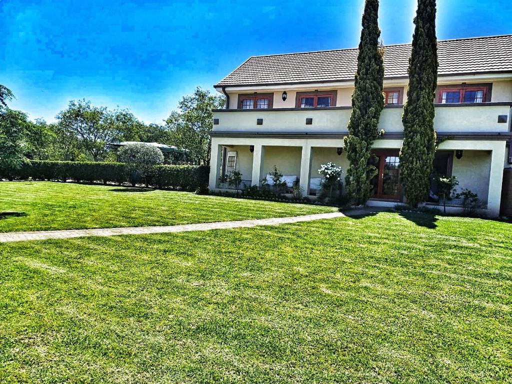 Lemon & Herb, self catering apartments