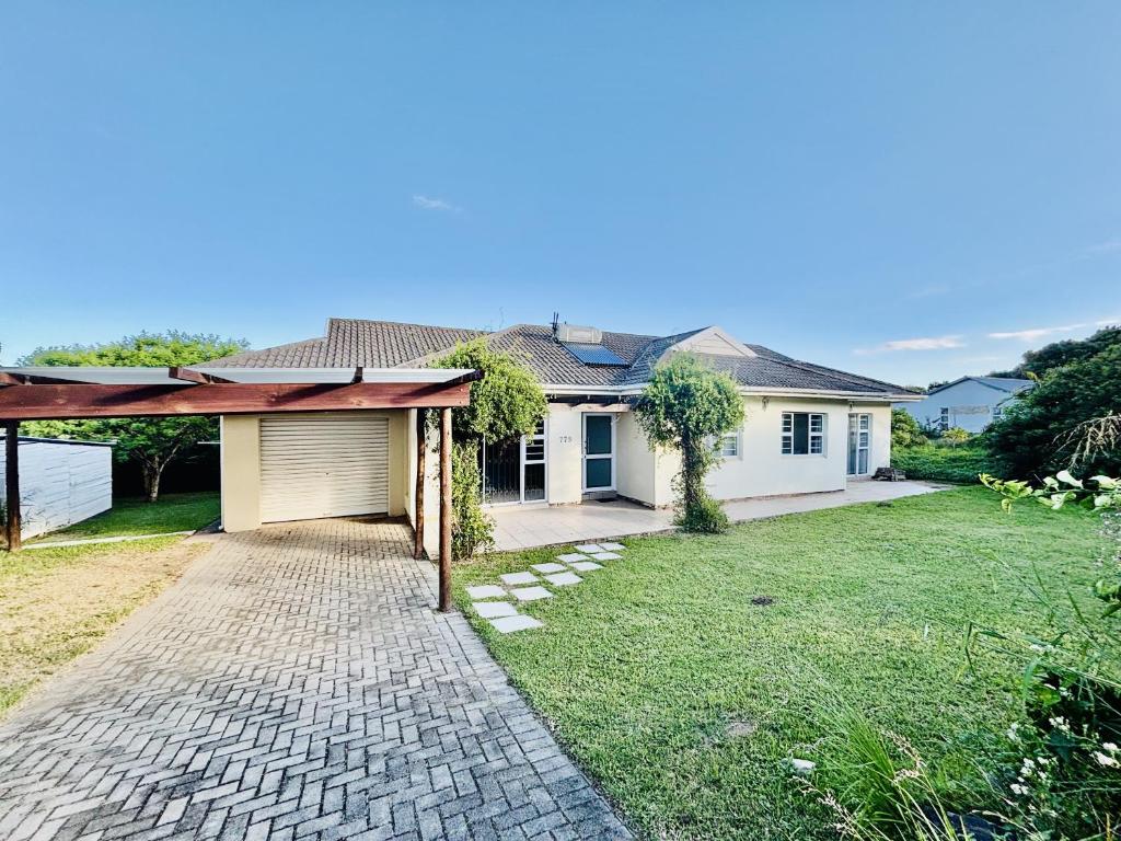 Lemon Tree House Cintsa East