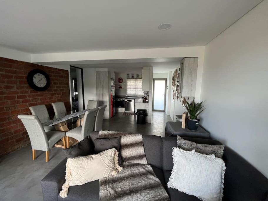 Lionel’s Garden Route Getaway