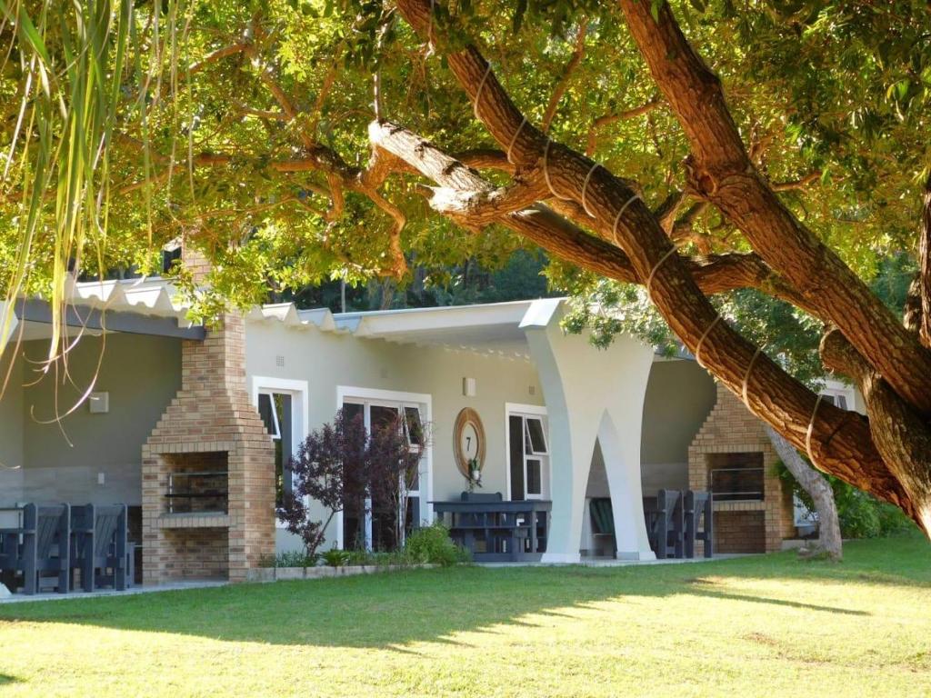Lodge Azure