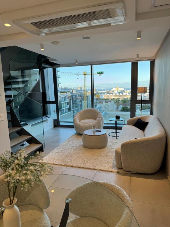 Luxury Duplex with Stunning View