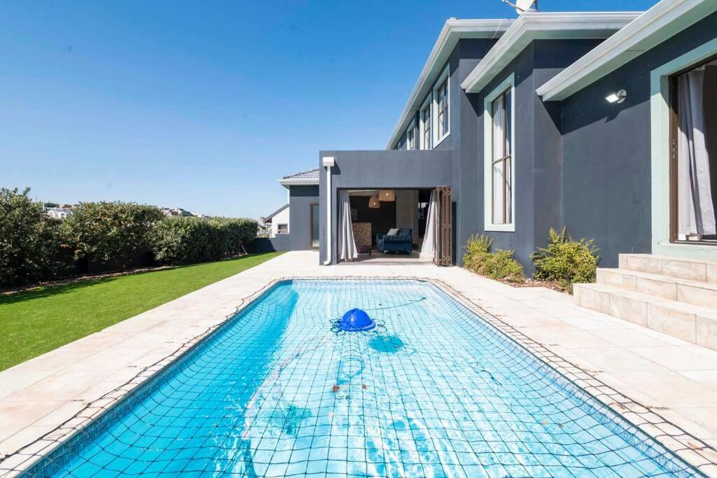 Luxury Family Villa - Big Bay - Blaauwberg Beach
