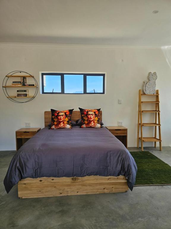 MAGNIFICENT 6 sleeper mountain getaway
