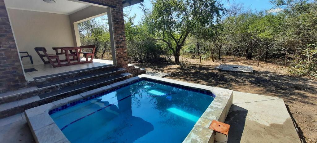 Mamba Bush House