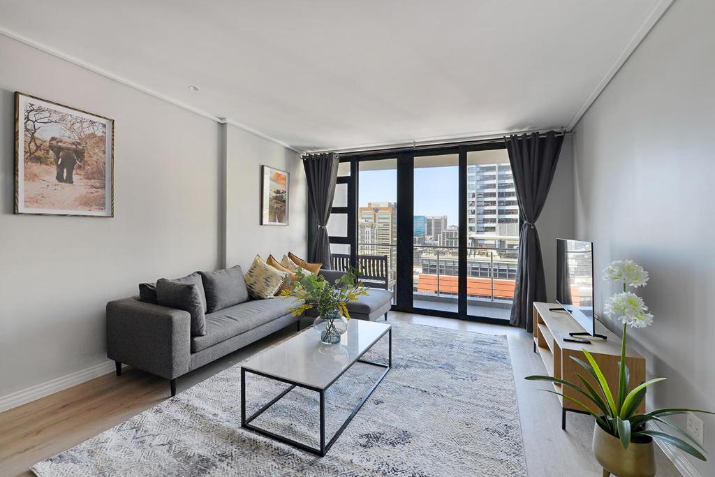 Maryam - Designer apartment, stunning views