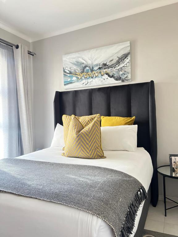 Mbali Luxury Nest near Mall of Africa