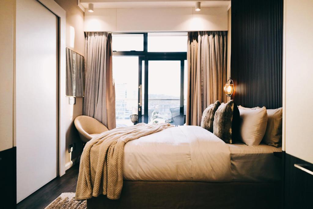 Menlyn Maine Luxury Apartments - Penthouse 1217
