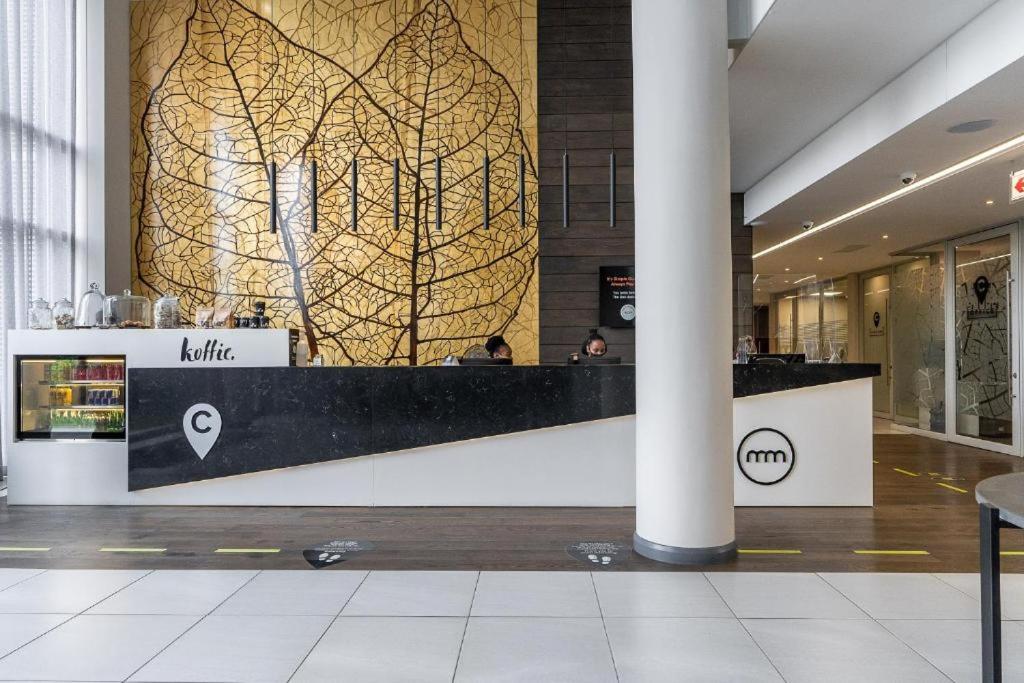 Menlyn Maine Trilogy Apartment 1518
