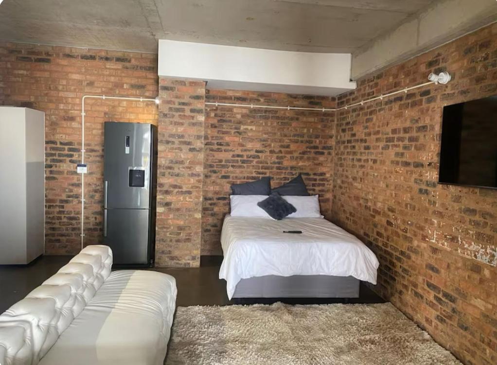 Minimalistic Craft Maboneng