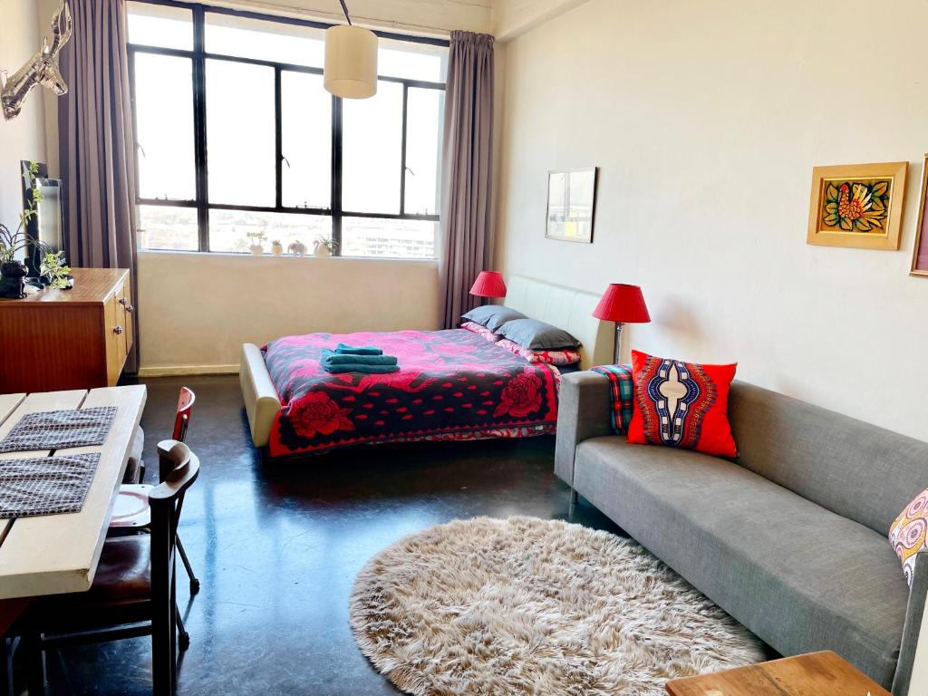 Modern city apartment in Johannesburg - Maboneng