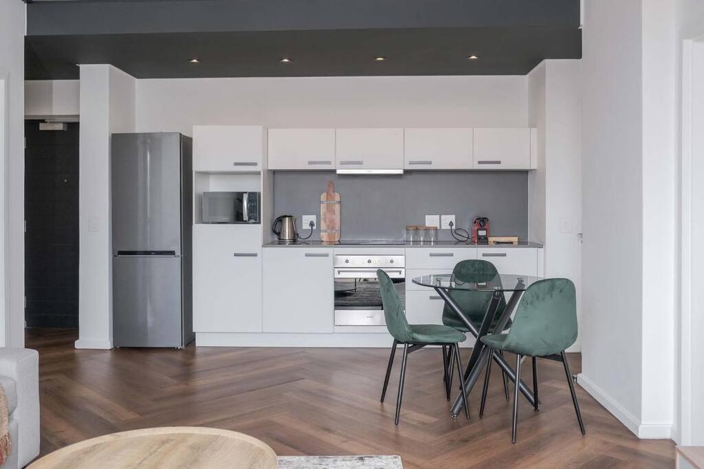 Modern Comfort in Century City