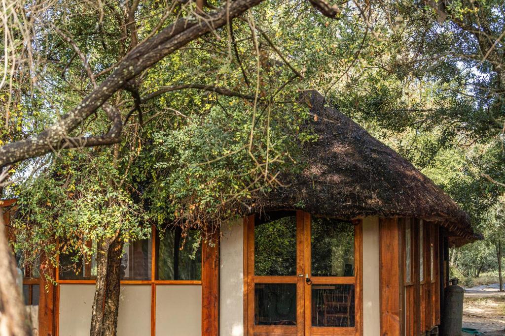 Ndzhaka Tented Camp