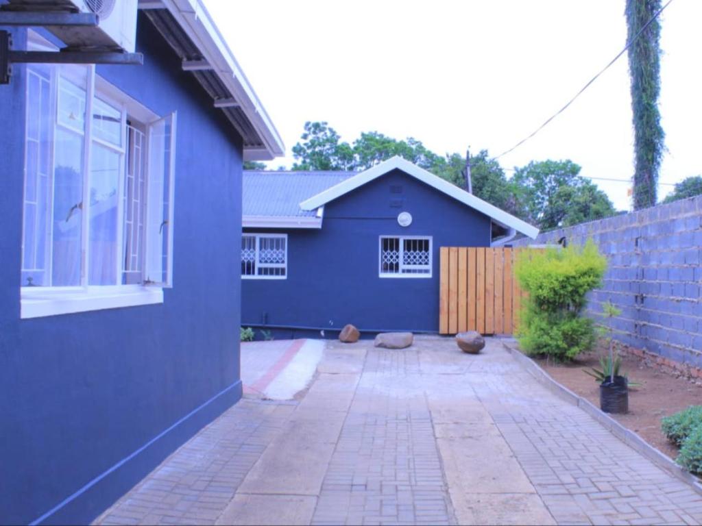 Newcastle Thully Guest House
