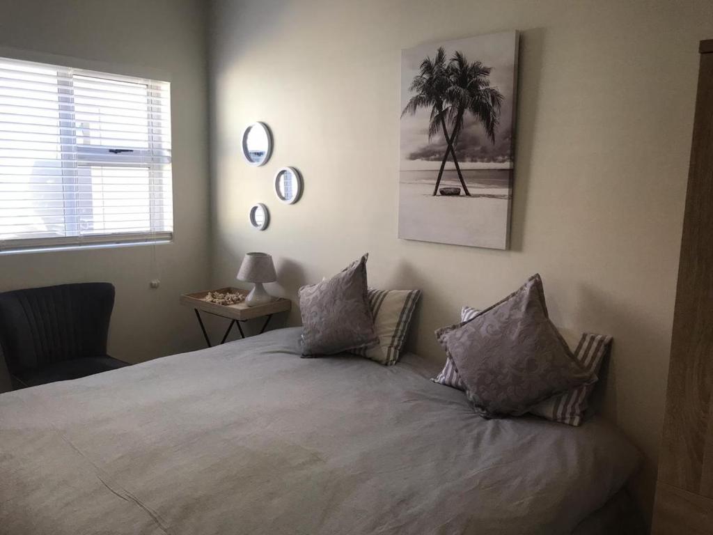 Nice & Cosy in West Beach Cape Town