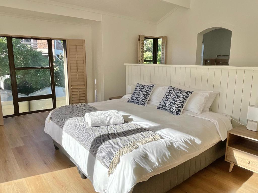Ocean Mooring Beach Apartment " no sea view, 50m from beach"