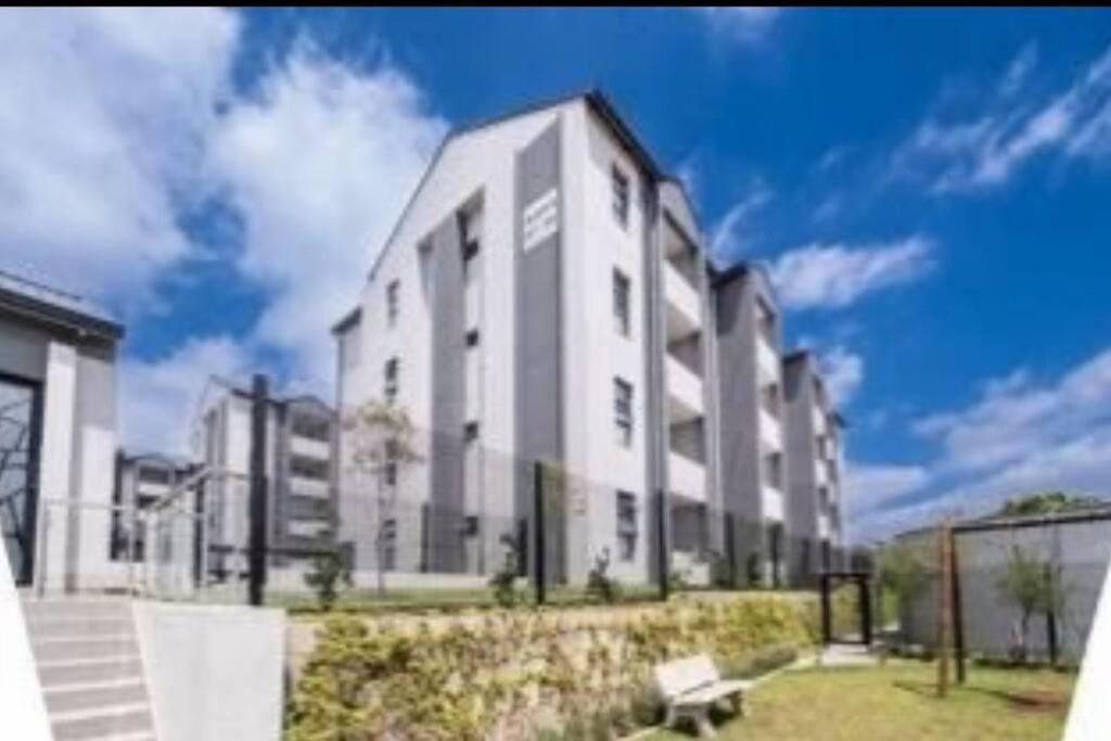 OkuhleLuxury Nest near Mall of Africa