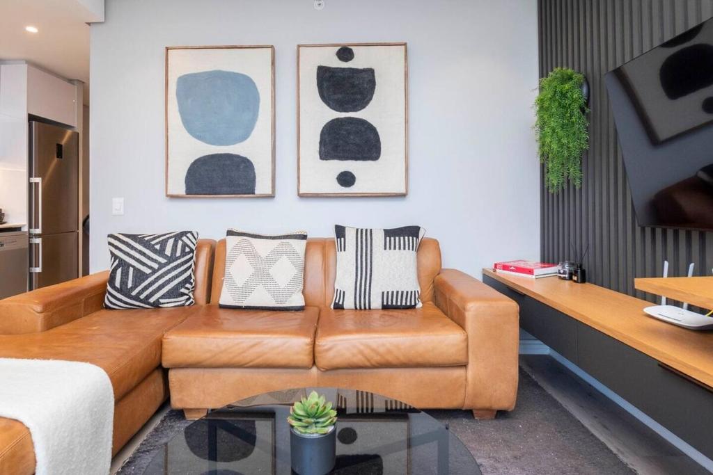 One Bed Apartment 16 on Bree
