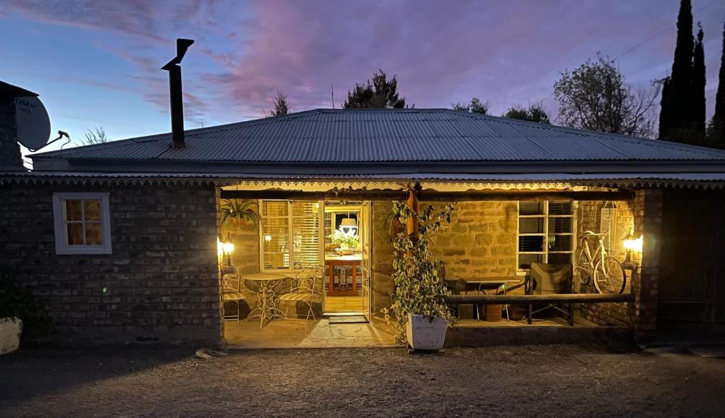 Ou Klipskuur Self-Catering Accommodation