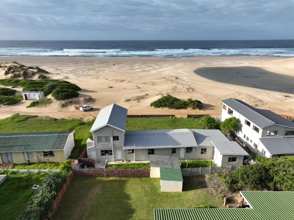 Oysterbay beach house