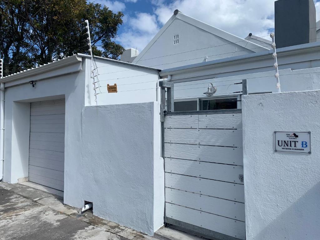 OysterCatcher Self-Catering Accommodation Strand