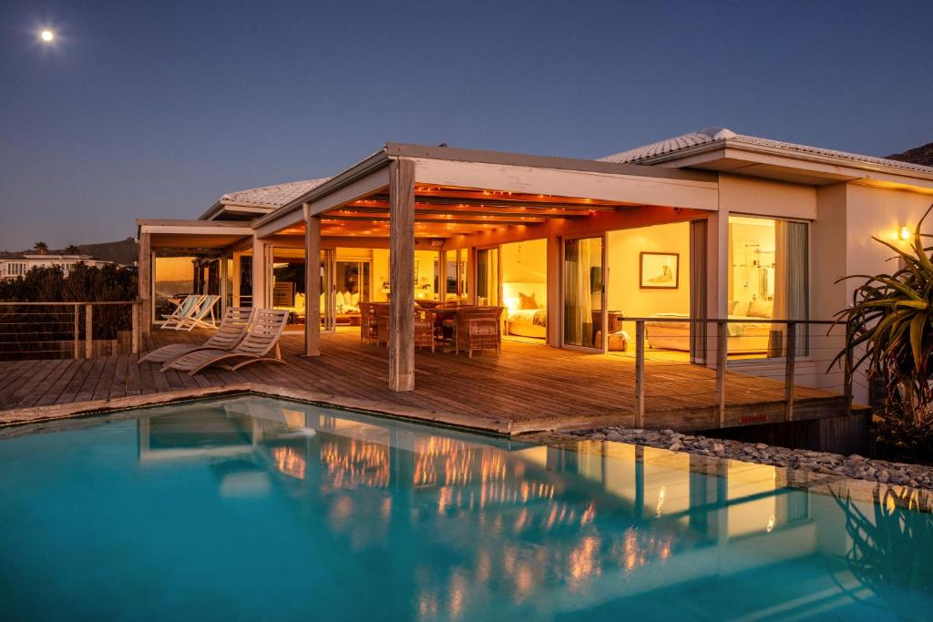 Pringle Bay Villa by Raw Africa Collection