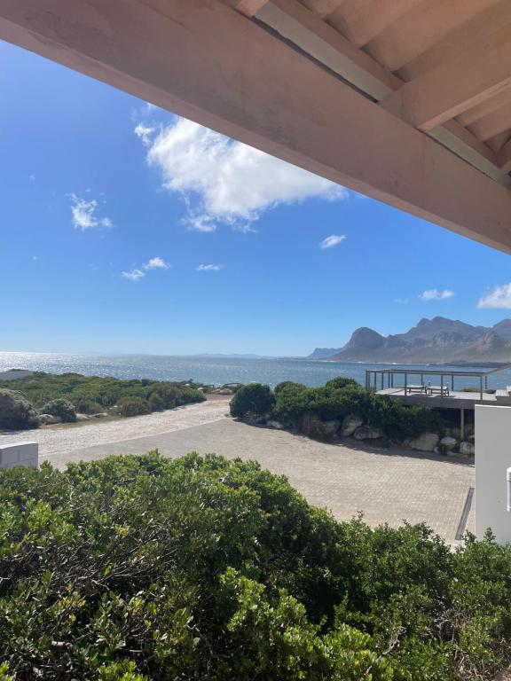 Pringle Point View