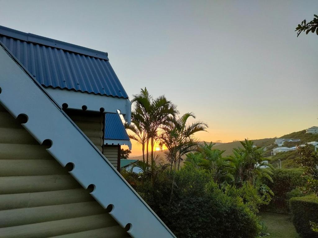 Brenton Cottage at 90 is a Pet-friendly self-catering 2 sleeper