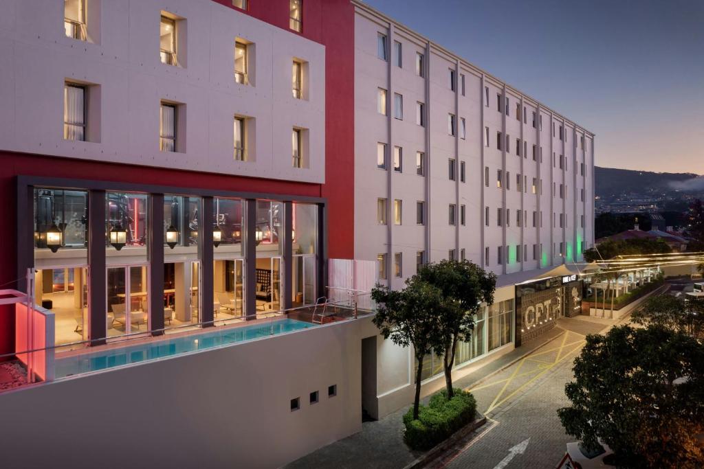 Protea Hotel Fire & Ice by Marriott Cape Town