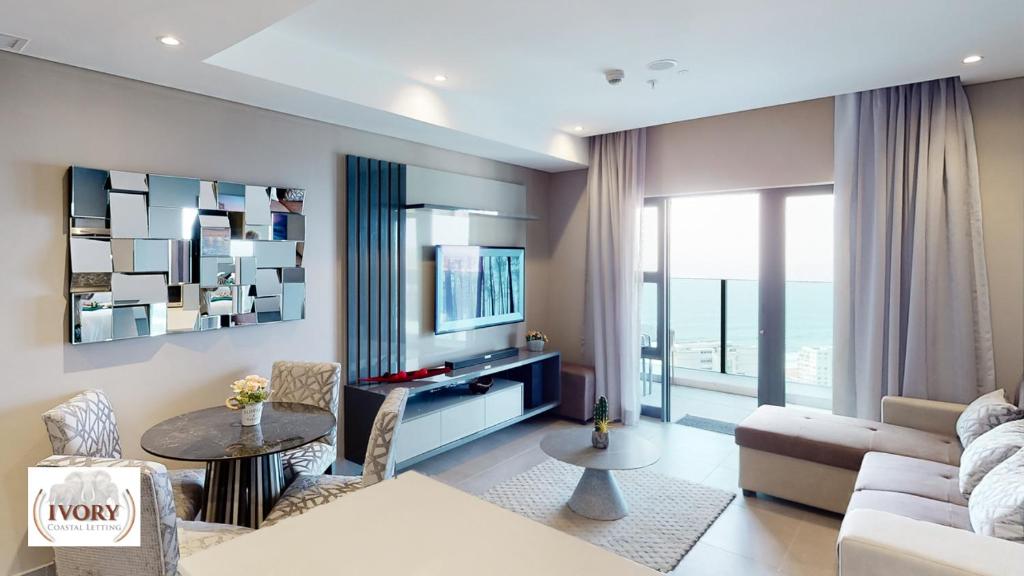 Oceans Apartments Balcony Suites in the Radisson Blu Hotel Building Tower, Durban Umhlanga