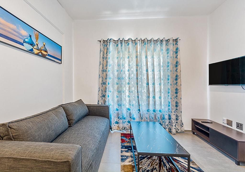 Retreat in Randburg - The Base Apartments, Ferndale