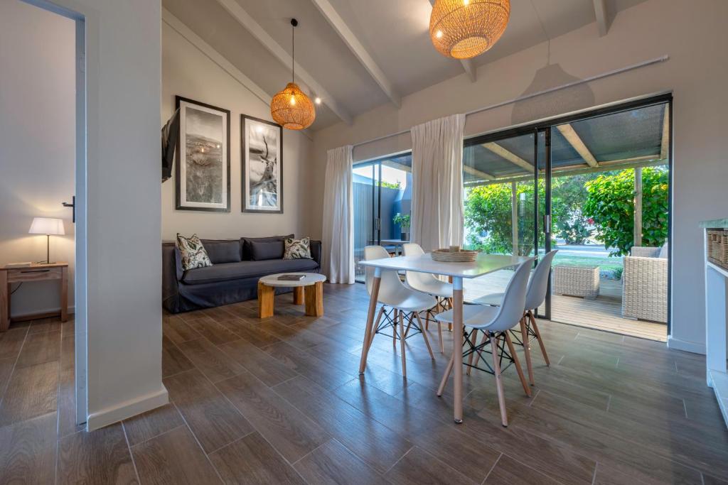 Rhone Hill Cottage 4