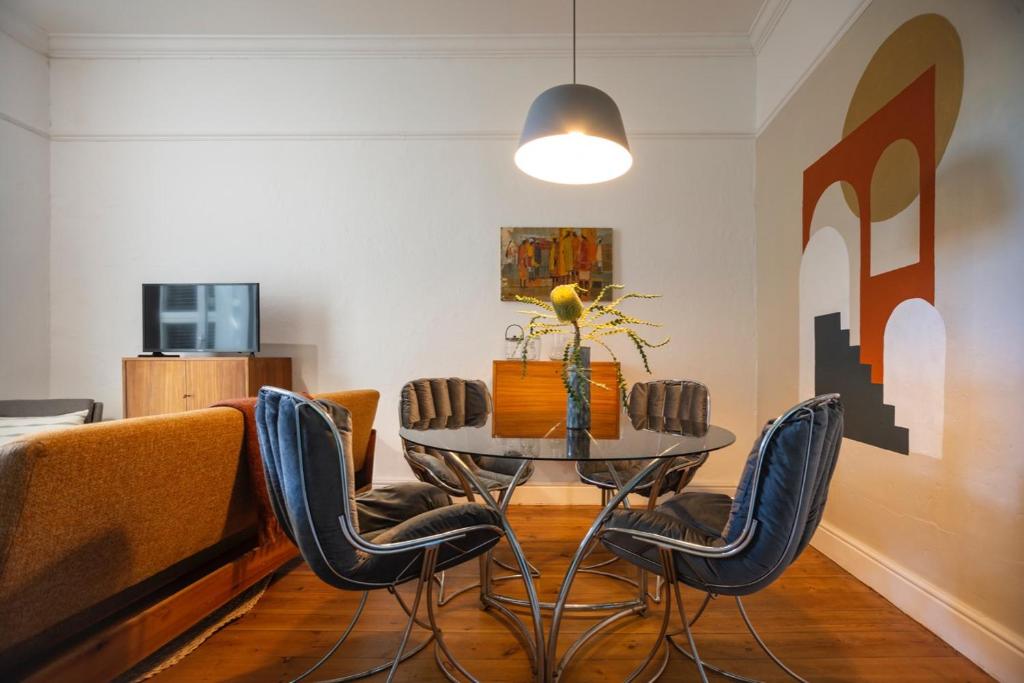 Roeland Terrace Hidden Gem