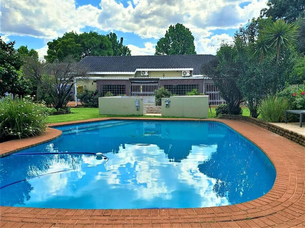 Rudys Guesthouse