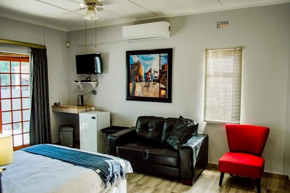 Rue Guesthouse