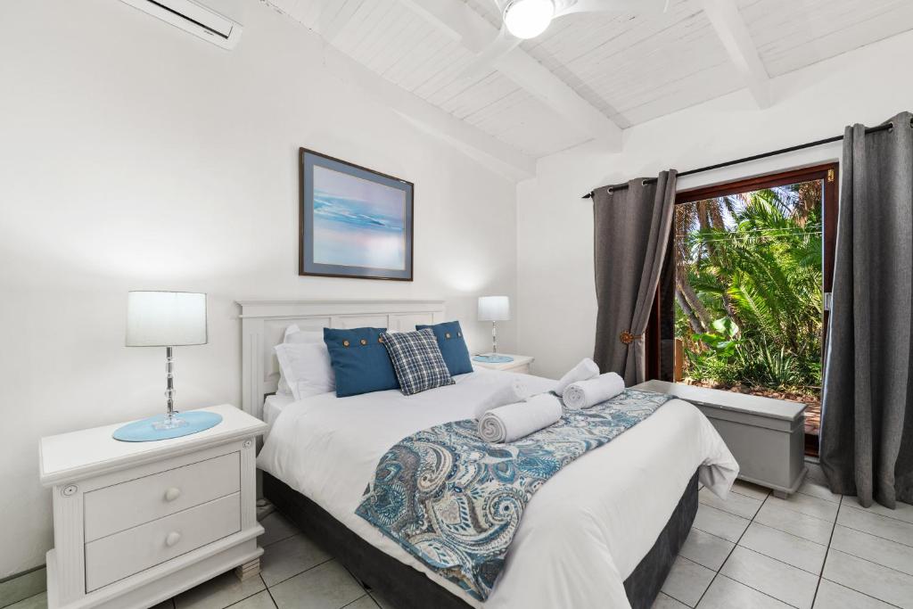 San Lameer 2841 -2 Bedroom Standard - 4 pax - San Lameer Rental Agency
