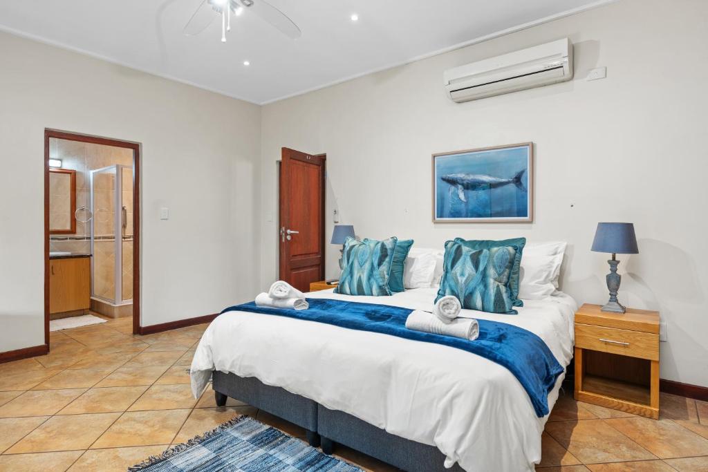 San Lameer Villa 10438 - 4 Bedroom Superior- 8 pax - San Lameer Rentals Agency