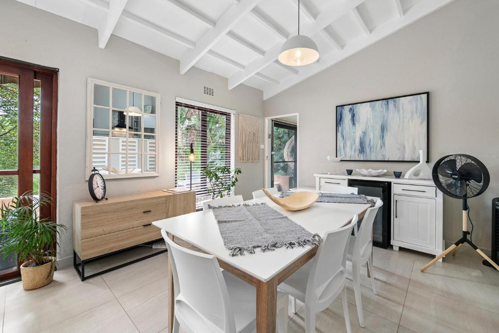 San Lameer Villa 2412 - 3 Bedroom Classic - 6 pax - San Lameer Rentals Agency