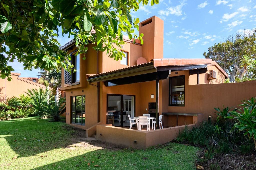 San Lameer Villa 3303 - 2 Bedroom Classic - 4 pax - San Lameer Rental Agency