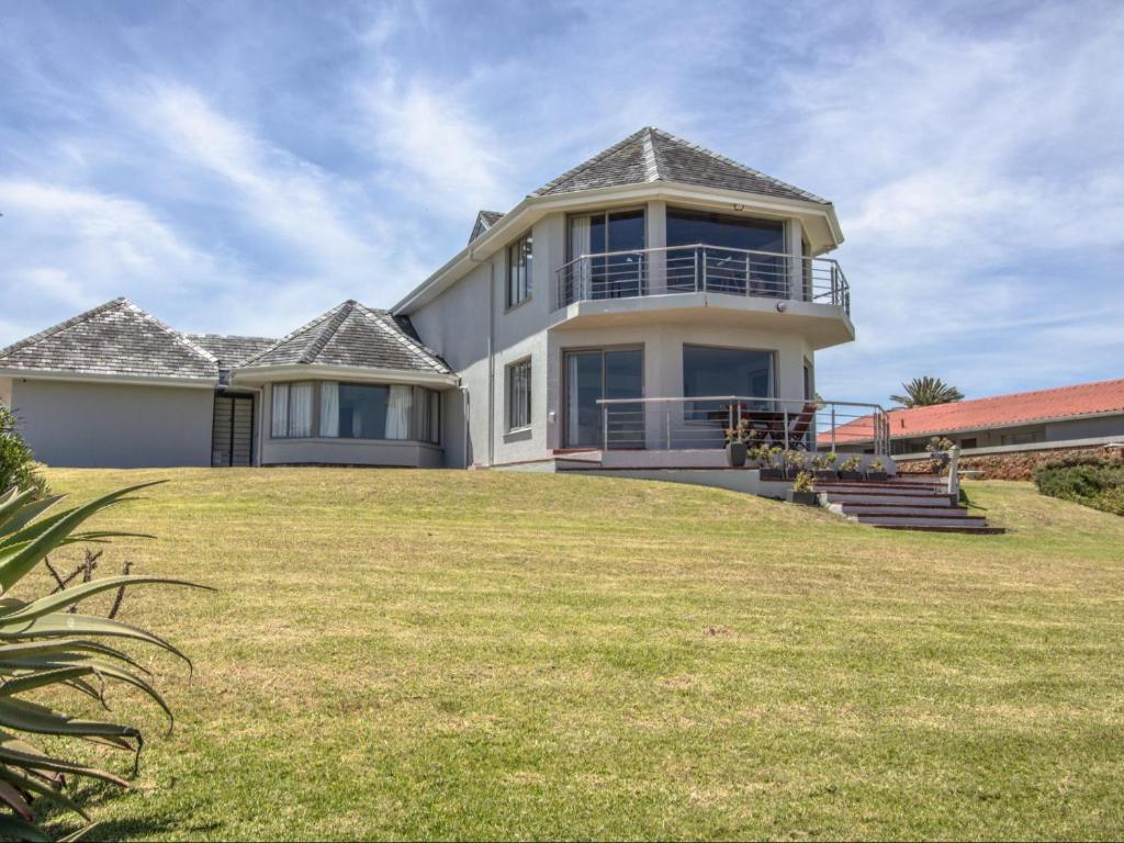 Sandbaai Country House