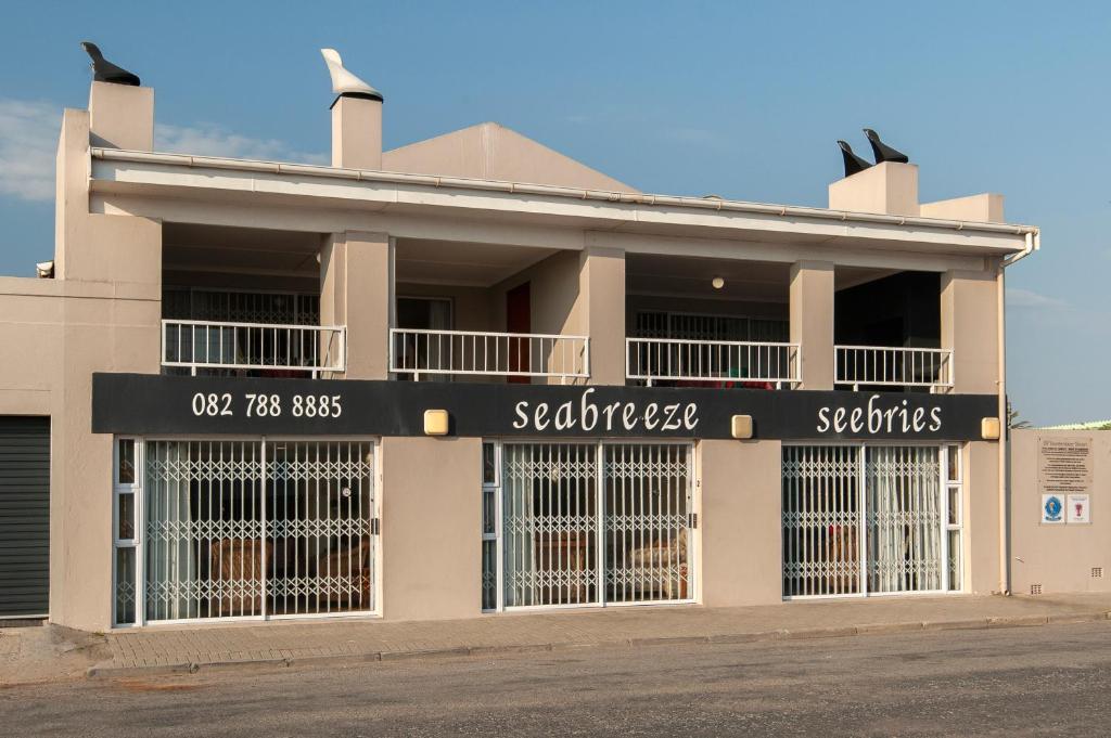 Seabreeze Apartments