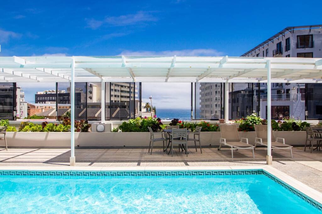 Seabreeze Luxury Apartment