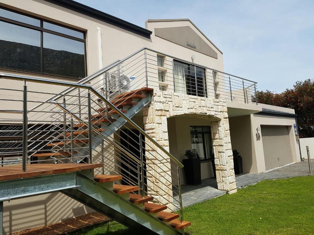 Seaside Hermanus Guest Room