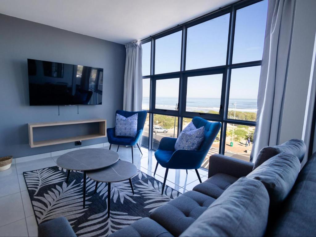 St Tropez Beachfront 306